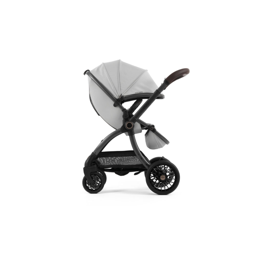 Aston Martin egg3® Soft Grey Package