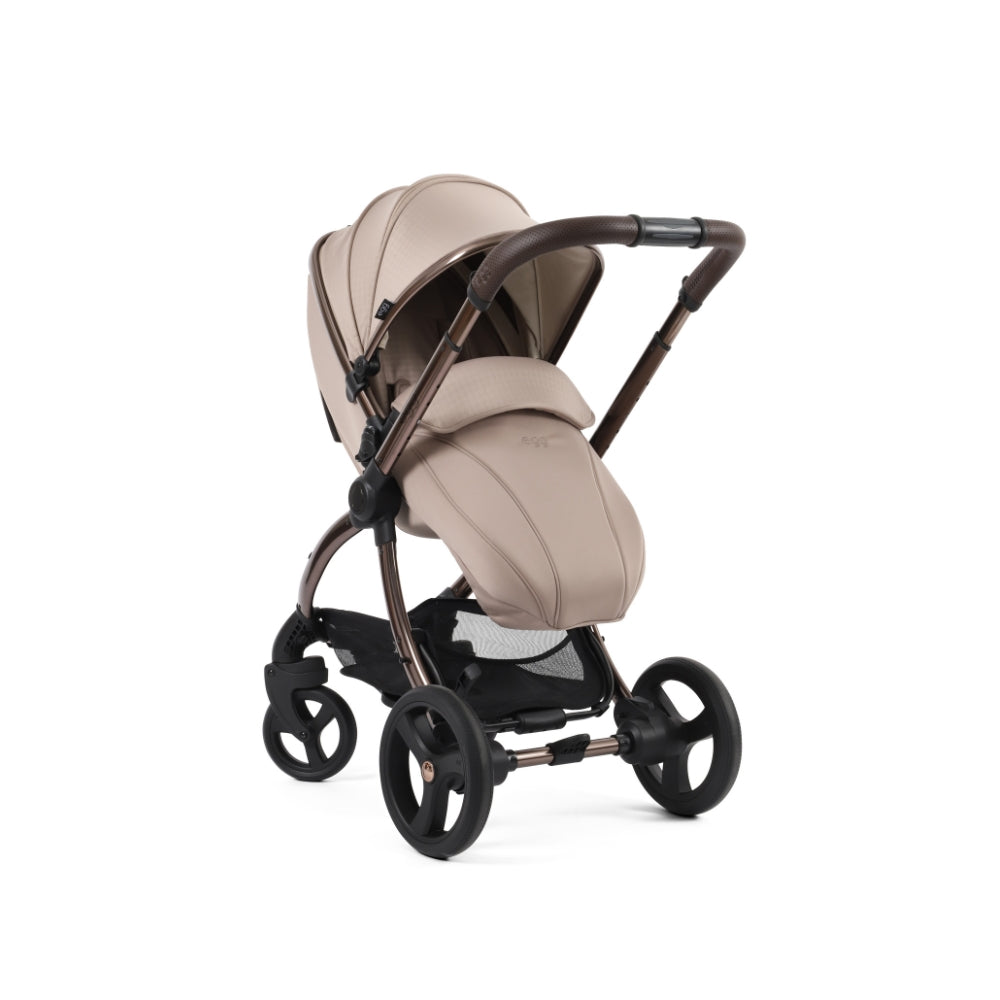 egg3 Special Edition Luxury Bundle with Shell i-Size Car Seat