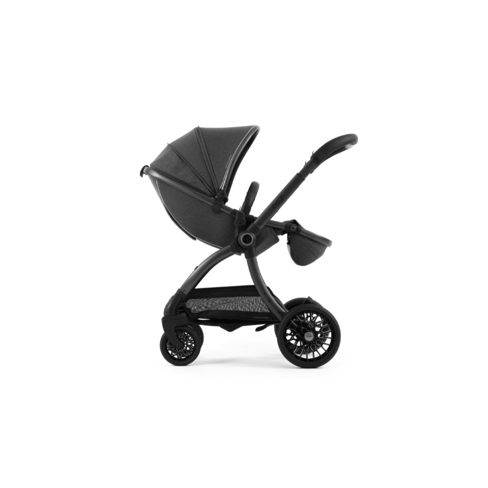 Aston Martin egg3® Classic Grey Package