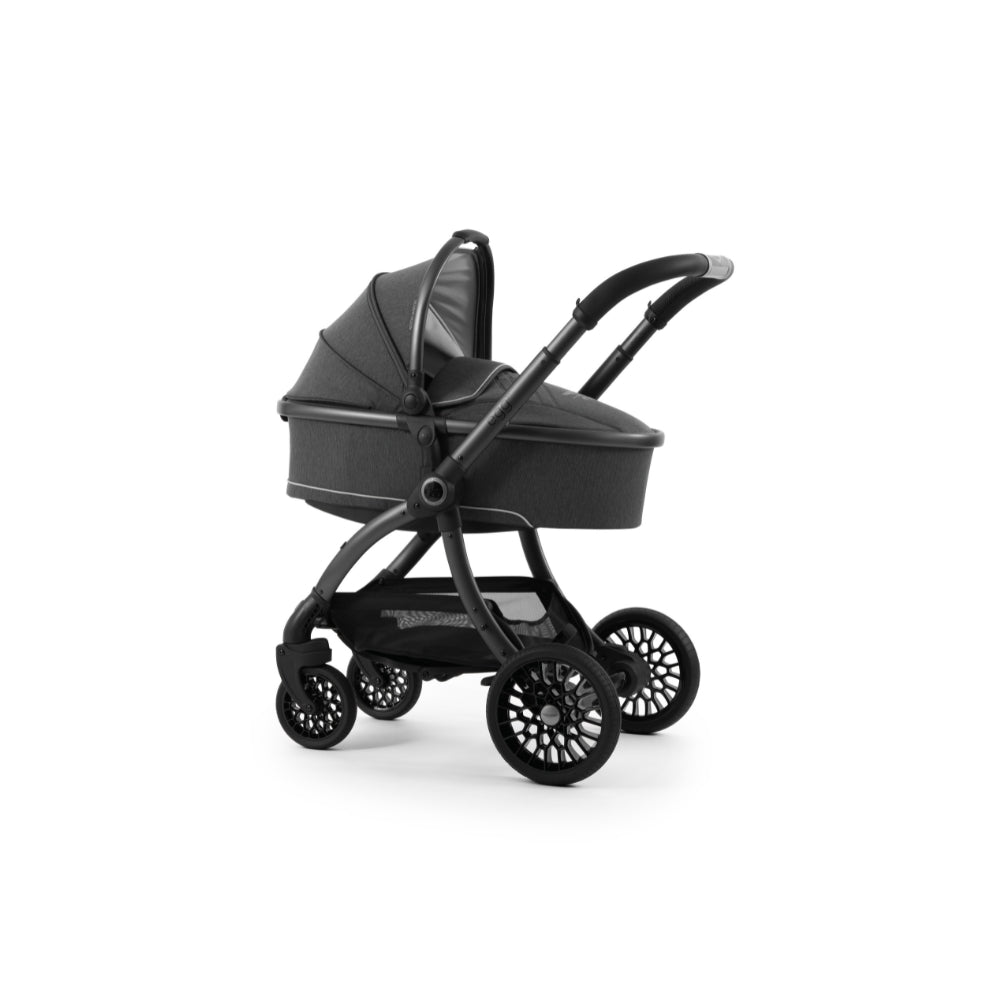 Aston Martin egg3® Classic Grey Package