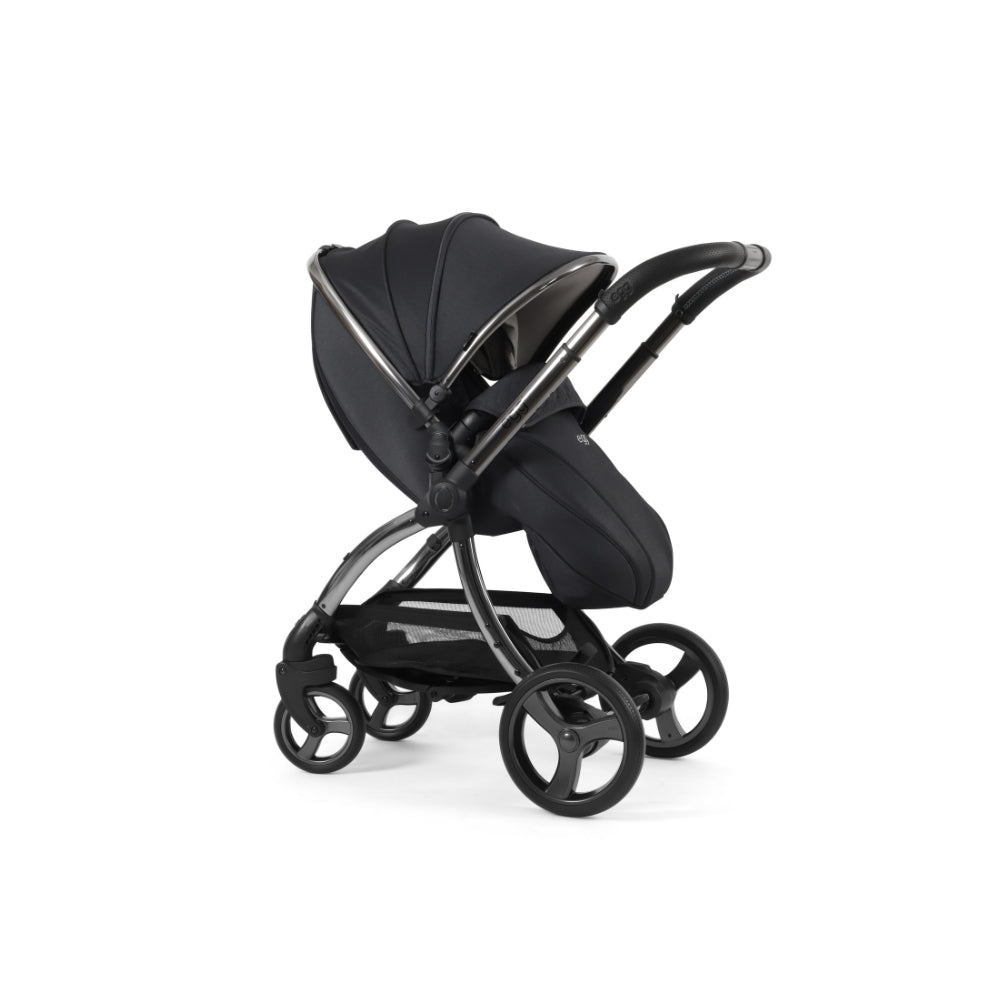 egg3 Stroller Snuggle Bundle with Carrycot and accessories
