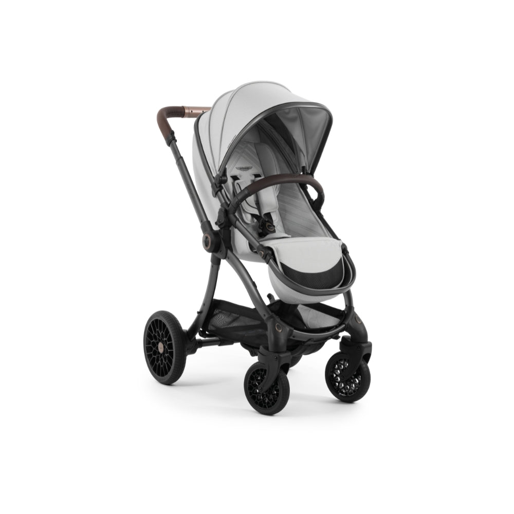 Aston Martin egg3® Soft Grey Package