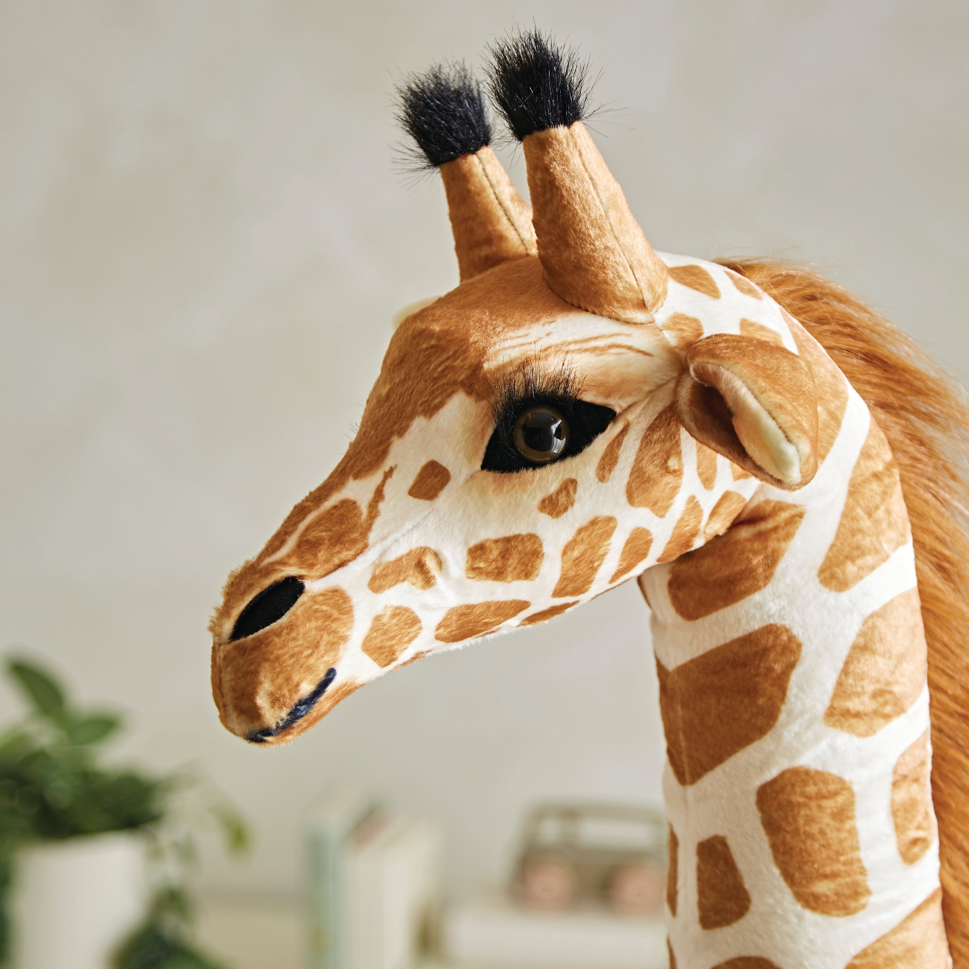 CuddleCo Large Standing Giraffe Stuffed Animal 100cm