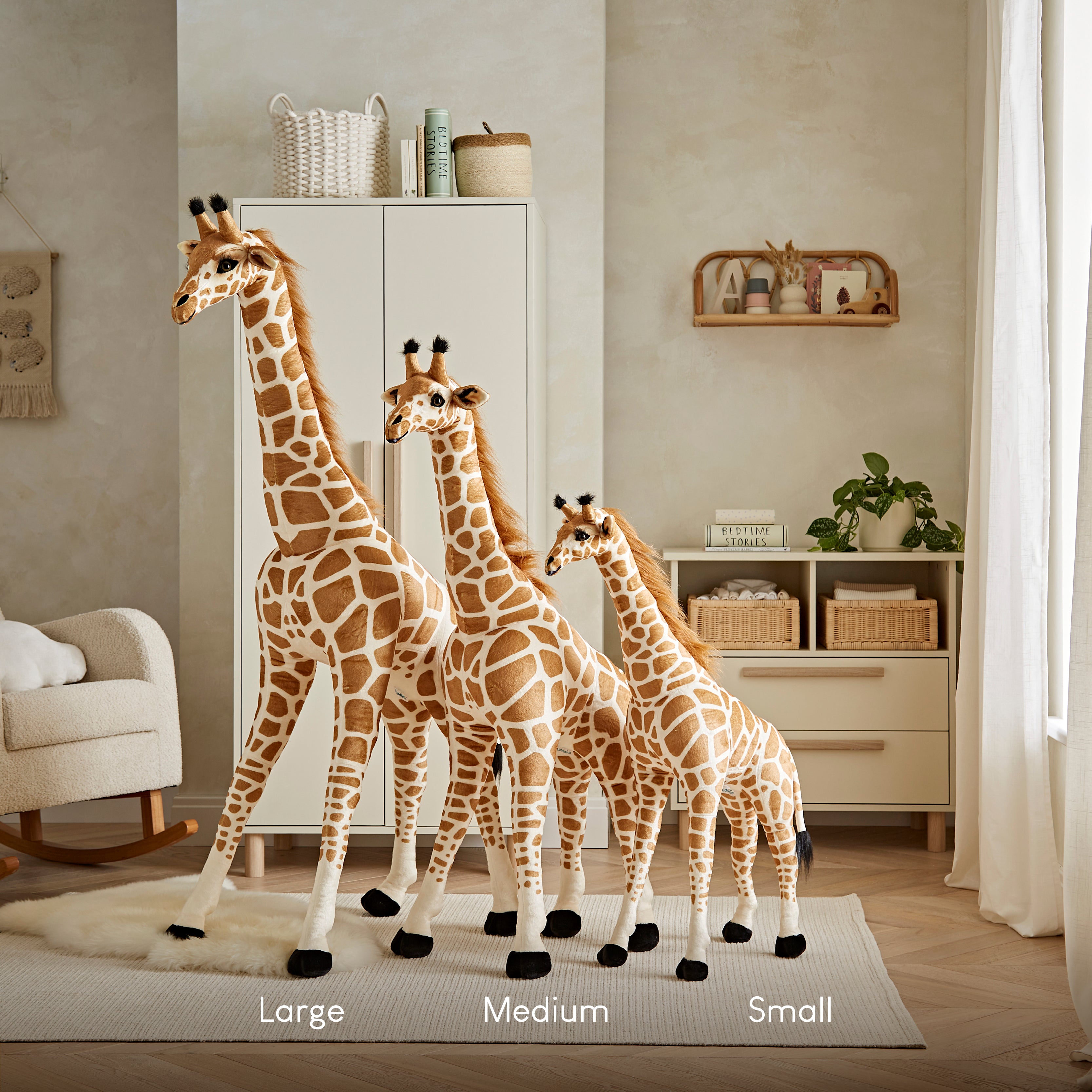 CuddleCo Large Standing Giraffe Stuffed Animal 100cm