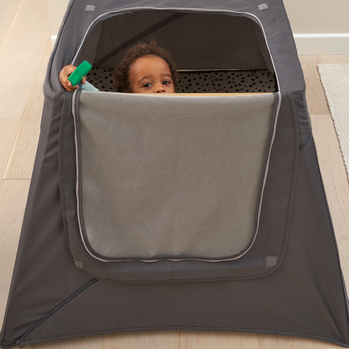 Tutti Bambini CoZee Go Day & Night Shade
