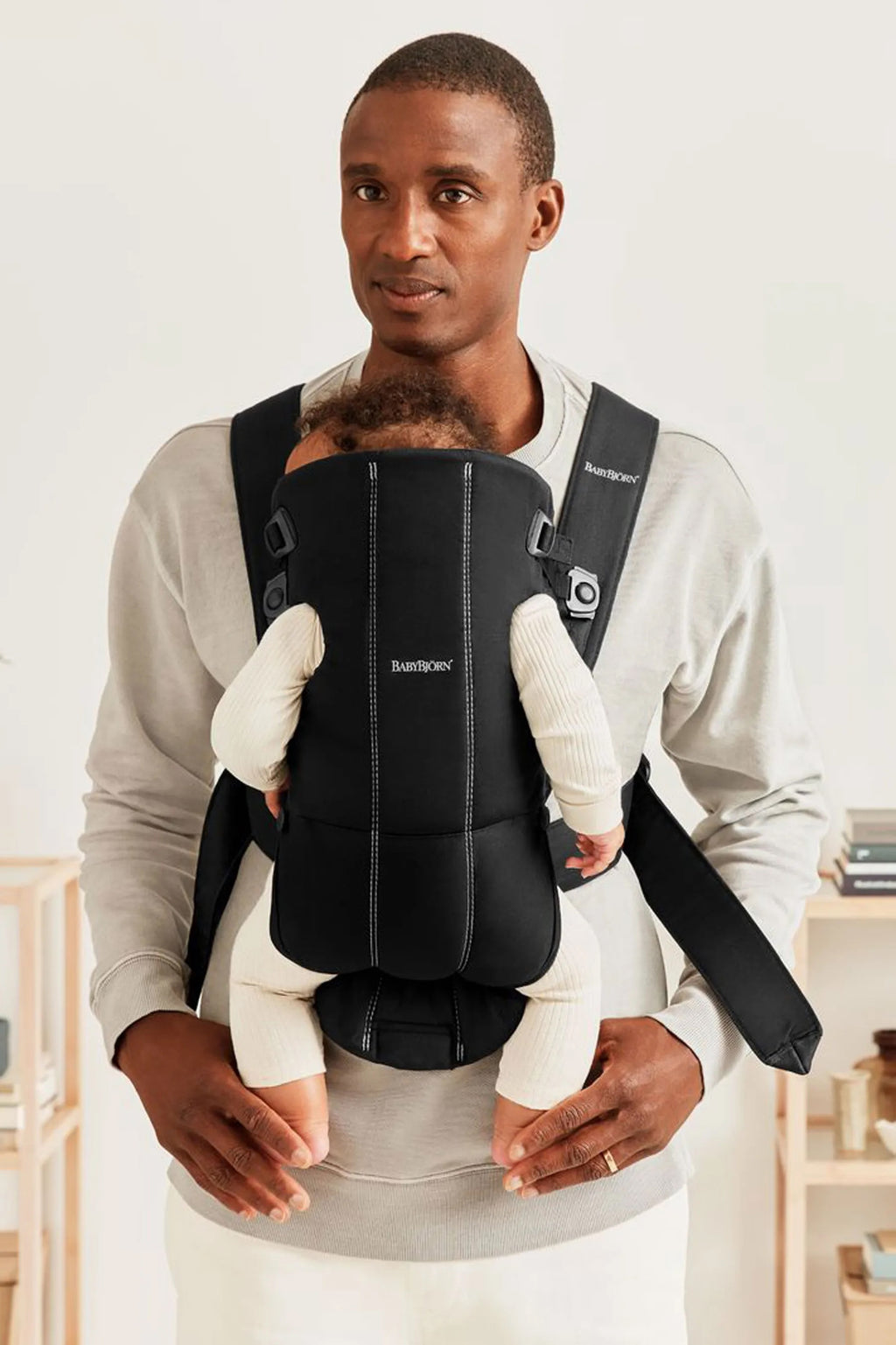 BabyBjörn Baby Carrier Mini - Black/Woven