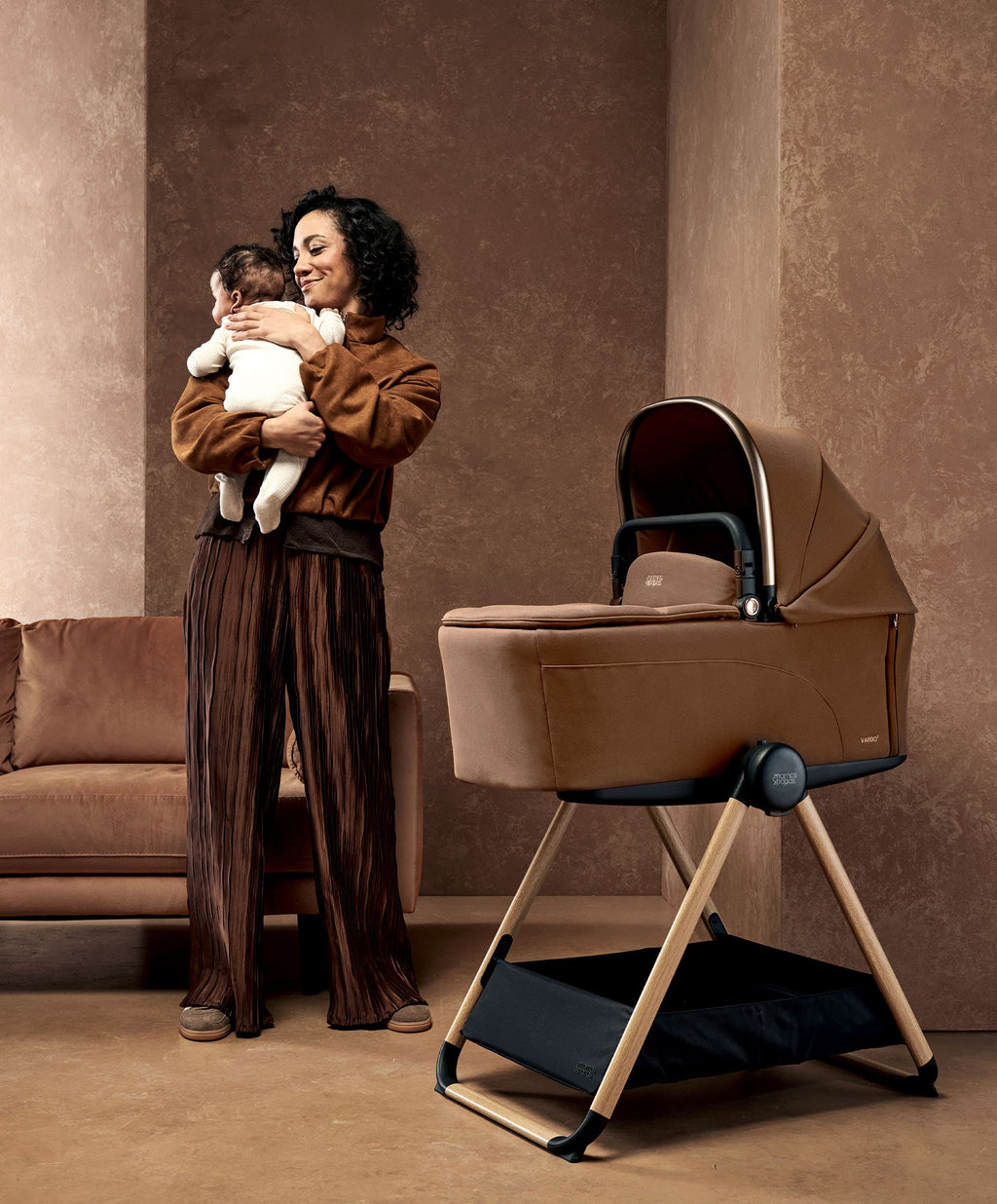 Mamas & Papas Vardo Essential Pushchair Bundle (7-Piece)