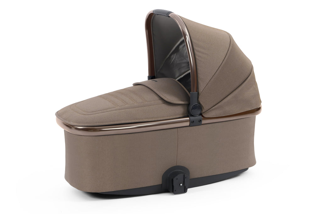 Babystyle Oyster 4 Ultimate Travel Bundle with Capsule i-Size Seat