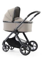 Babystyle Oyster 4 Ultimate Travel Bundle with Capsule i-Size Seat