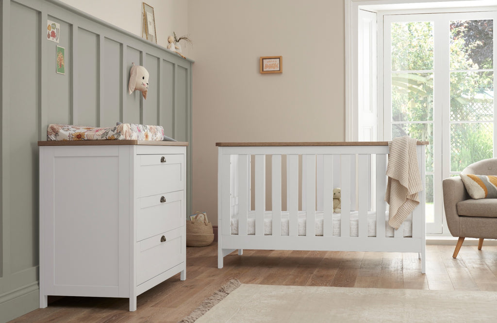 Tutti Bambini Verona 2 Piece Room Set - White & Oak