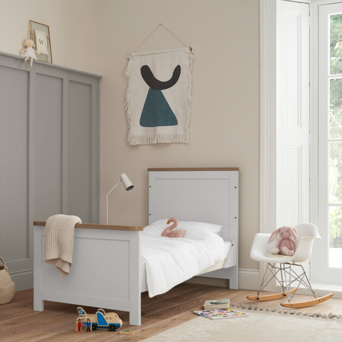 Tutti Bambini Verona 2 Piece Room Set - White & Oak