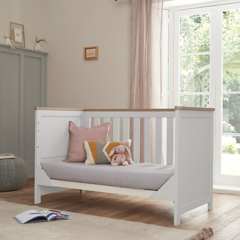 Tutti Bambini Verona 2 Piece Room Set - White & Oak