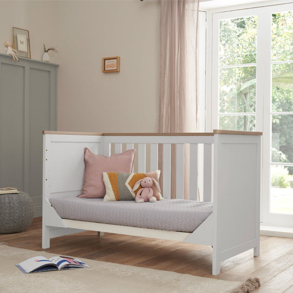 Tutti Bambini Verona 2 Piece Room Set - White & Oak