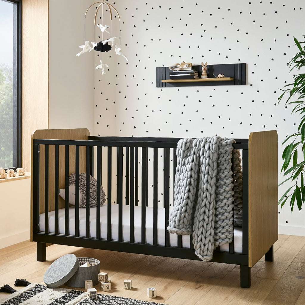 CuddleCo Rafi 5 Piece Nursery Furniture Set - Oak and Black